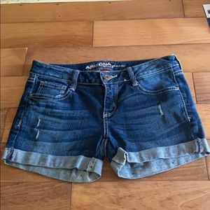 Size 3 distressed rolled jean shorts